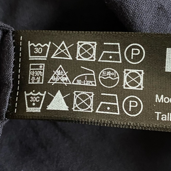 NWT. Massimo Dutti Navy Blue Cotton Voile Blouse with Gathered Details. Size S. - Picture 11 of 11